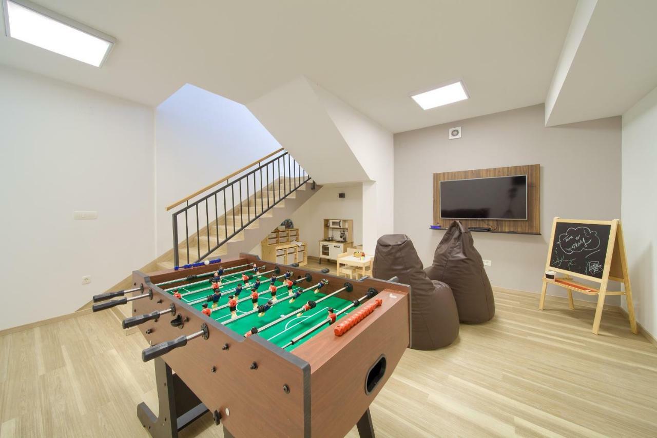 Holiday Home Elegant Vrh  Ngoại thất bức ảnh
