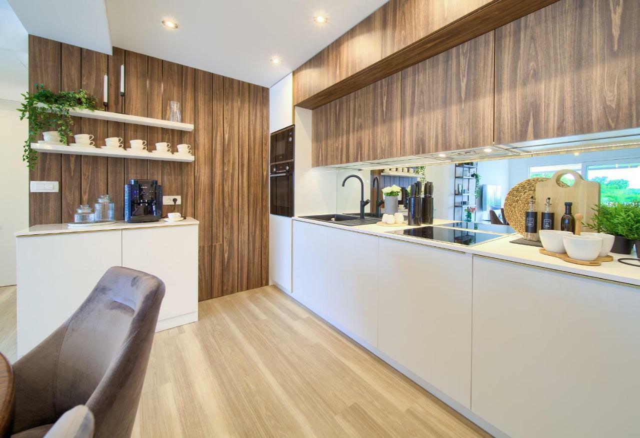 Holiday Home Elegant Vrh  Ngoại thất bức ảnh